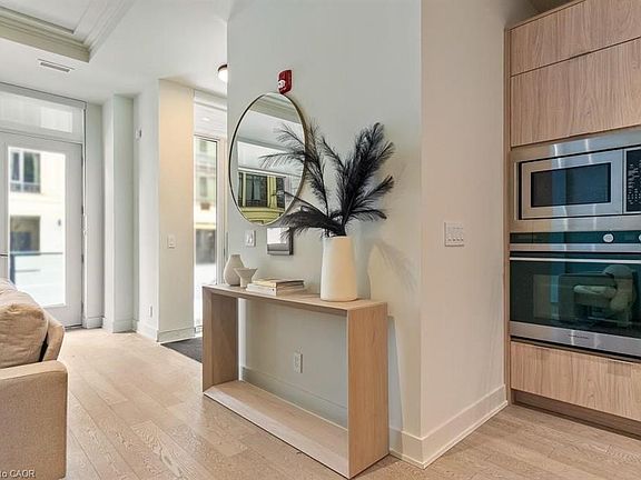 5th image of 123 Maurice Dr #105