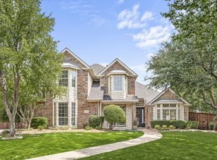 105 Surrey Ct, Southlake, TX 76092