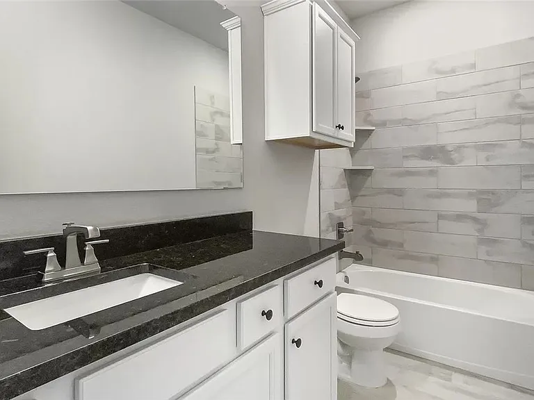 3920 Yukon Ln — Photo 9