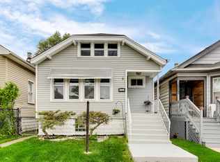 10206 S La Salle St, Chicago, IL
