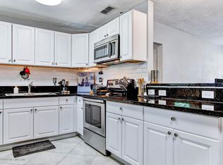 5630 Sharon Ter, Jacksonville, FL 32207