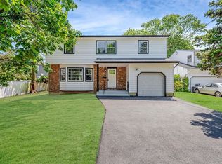 2979 Higgins St, Oceanside, NY 11572