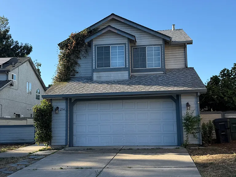 234 Laurelwood Cir — Photo 2