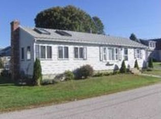 26 Oak Ave, Narragansett, RI 02882