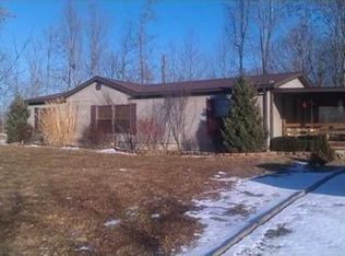 3253 Brown St SE, New Lexington, OH 43764