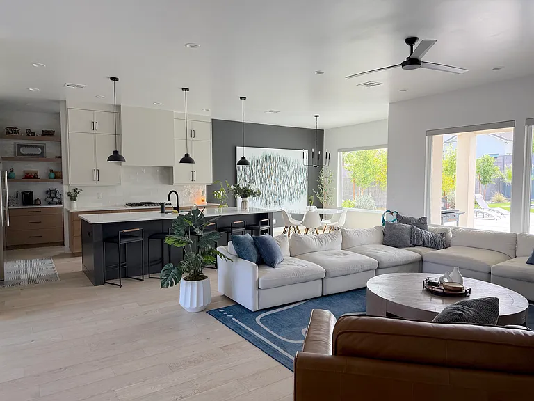 3364 E Ezra Dr — Photo 6