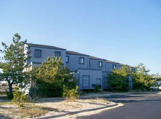 7 Pilot Pt, Lewes, DE 19958