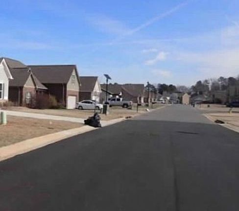 Exterior Neighborhood (street photo)