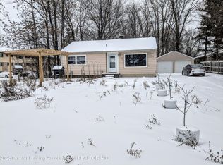 825 W Lake Lansing Rd, East Lansing, MI 48823