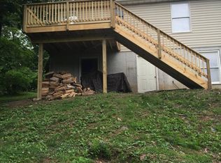 492 Joans Quadrangle Rd, Front Royal, VA 22630