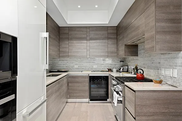 Rented by Douglas Elliman | media 26