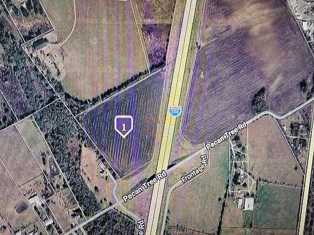 2nd image of Tbd S Interstate 35