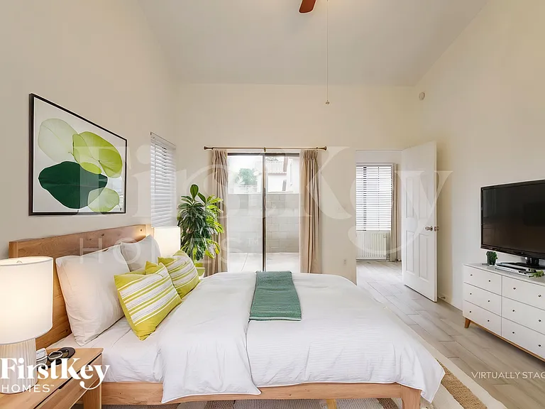 1622 E Villa Theresa Dr — Photo 11