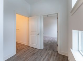500 N 17th St #309, Louisville, KY 40203