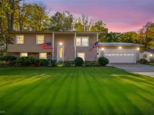 7435 Glenwood Rd, Conneaut, OH 44030