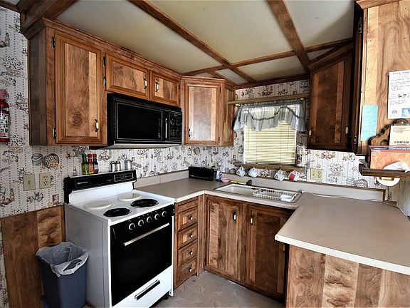 5th image of 10509 Jessie St