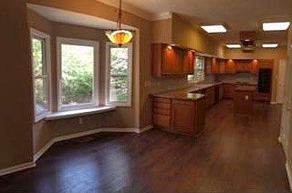 3rd image of 9944 Crestline Dr