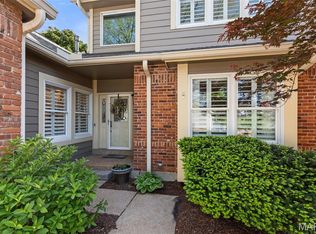 710 Willow Spring Hill Ct, Chesterfield, MO 63017