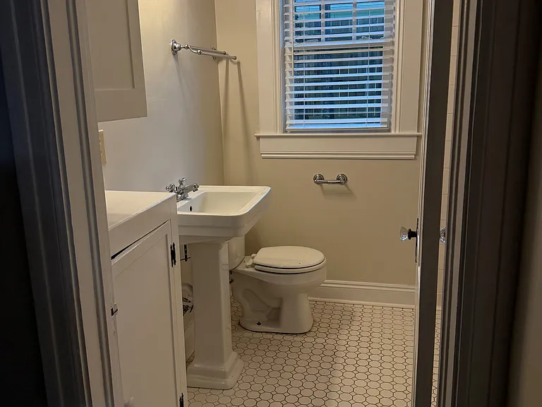 1657 Chickasaw St #1 — Photo 5