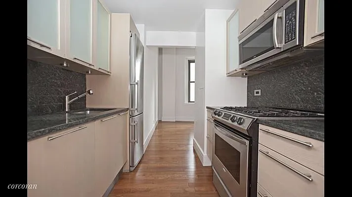 Rented by Corcoran | media 33