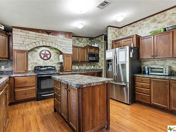 4th image of 423 San Jose Dr