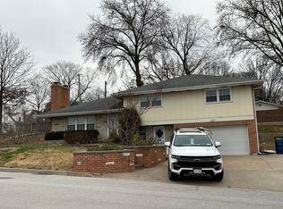 1204 Allen Ave, Saint Charles, MO 63301