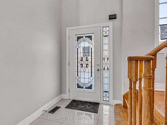 2nd image of 20 Edenvalley Rd