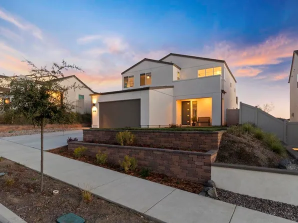 35182 Orchard Trl, Fallbrook, CA 92028