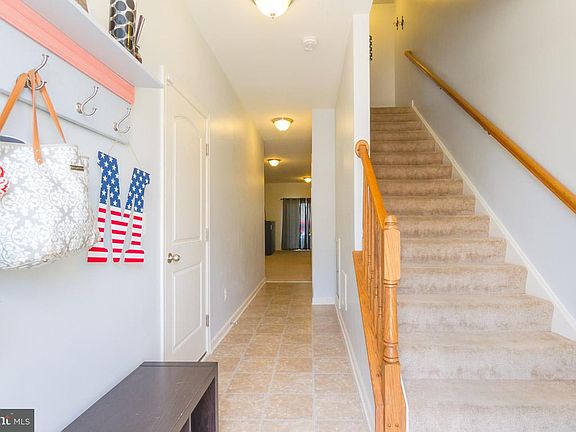 4th image of 115 Dandridge Ct
