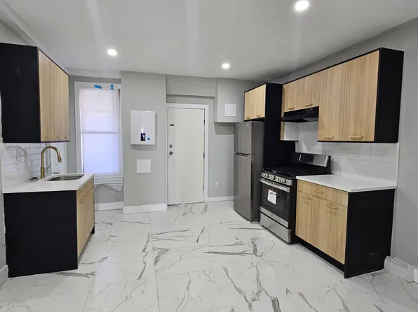 316 Warren St #3, Harrison, NJ 07029