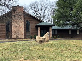 4663 Fox Creek Rd, Pacific, MO 63069