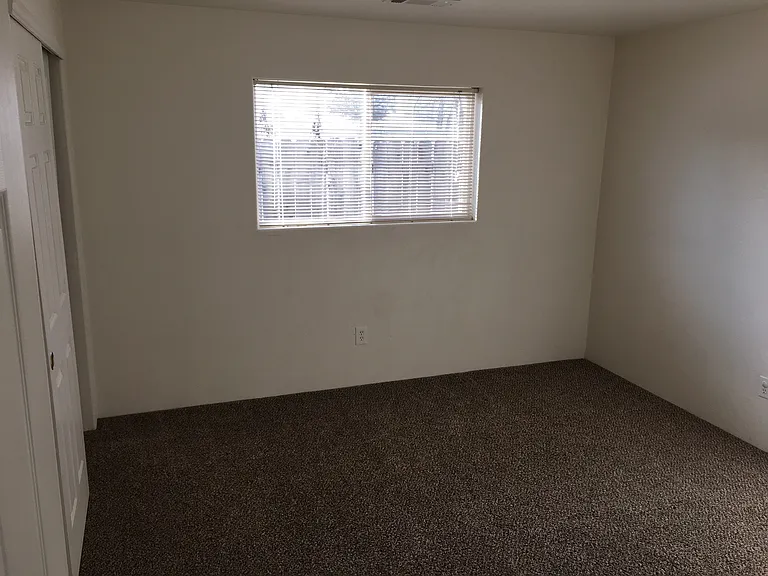 1754 Sun Glo Dr — Photo 8