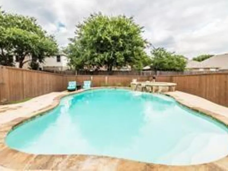 6400 Brownstone Dr — Photo 14