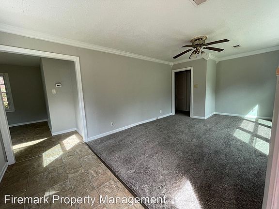 3rd image of 1004 Swift Dr