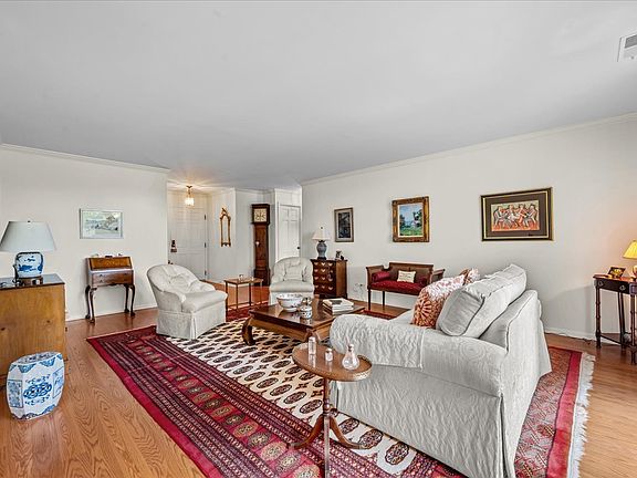 5th image of 1350 N Western Ave APT 205