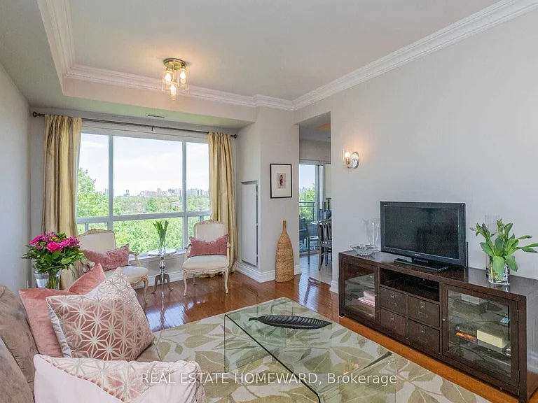 1 Maison Parc Ct #712 — Photo 6
