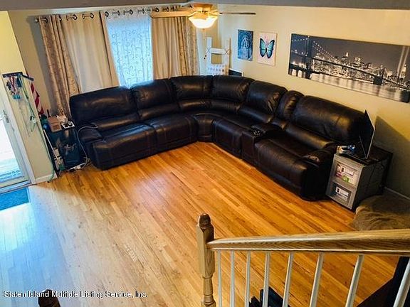 2nd image of 12 Lennon Ct