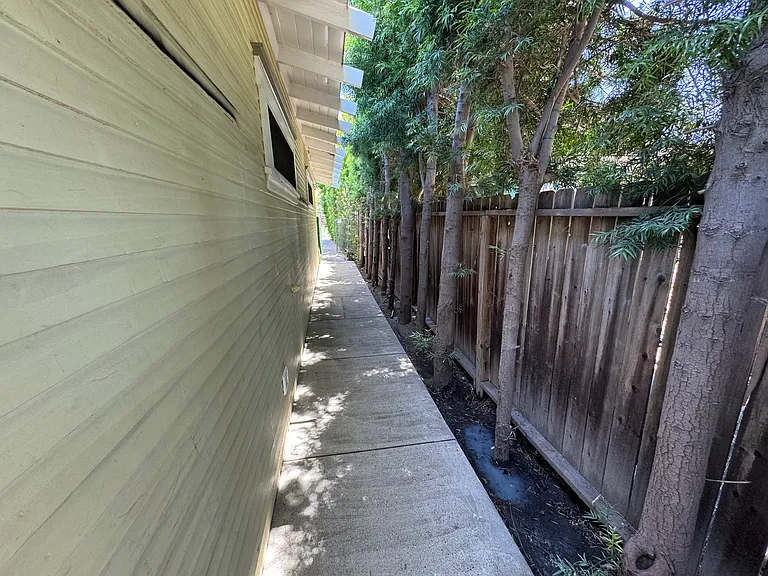 440 S Center St — Photo 19