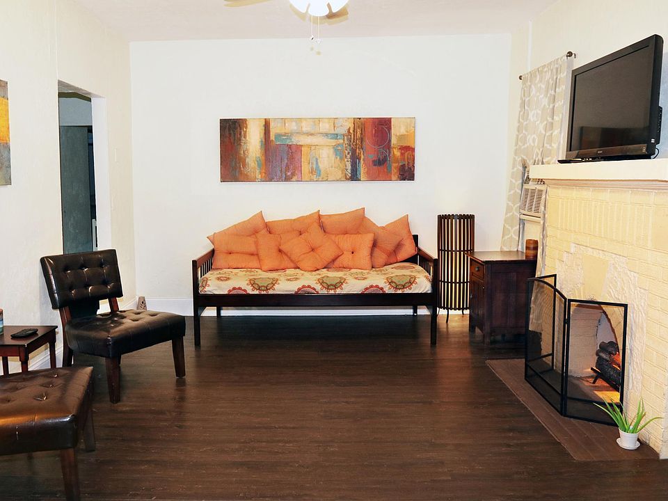 1st image of 726 NW 24th St #1