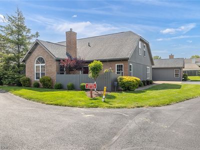 1055 N Jefferson St Unit B, Medina, OH, 44256