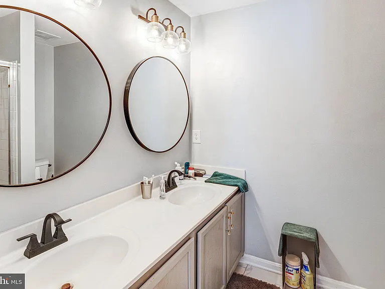 12703 Gartney Ln — Photo 19