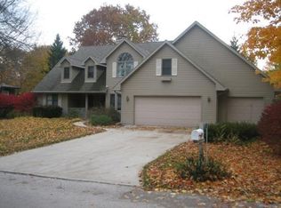 1517 Sunnyside Ave, Sheboygan, WI 53081