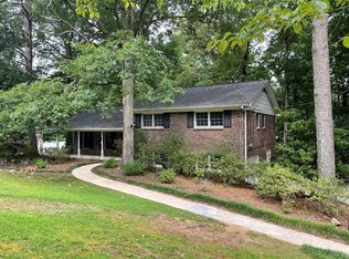 3779 Brookwood Rd, Mountain Brook, AL 35223