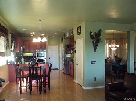 4th image of 33069 Fairway Dr