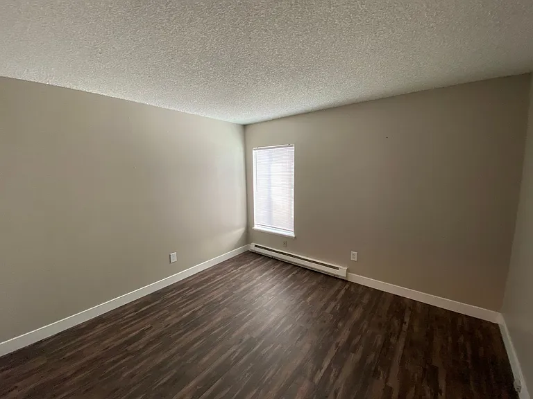 13160 E 13th Pl — Photo 12