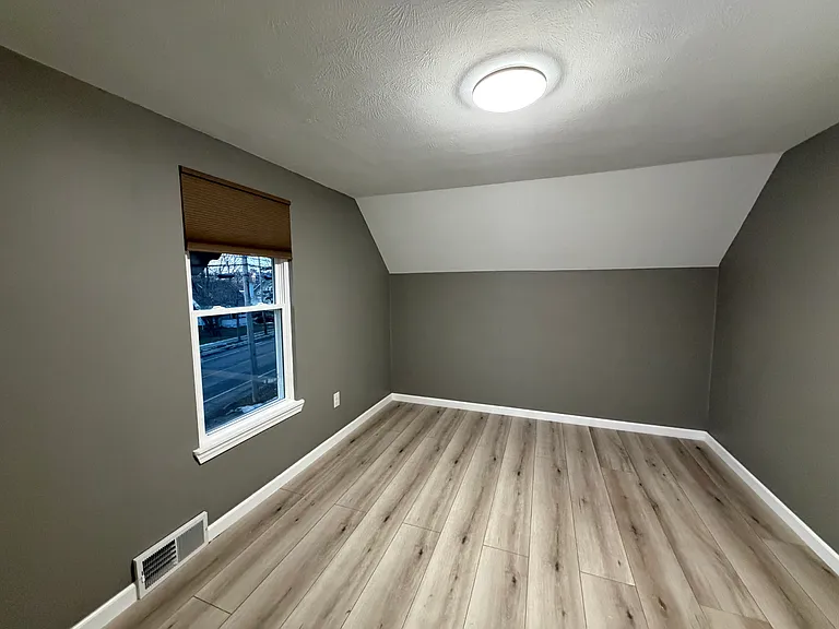 156 E Henrietta Rd — Photo 25