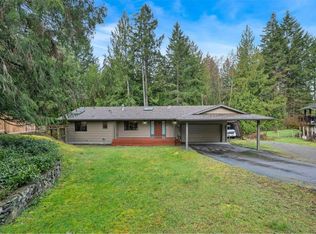 2392 Robertson Rd, Cowichan Valley, BC V8H 2H3