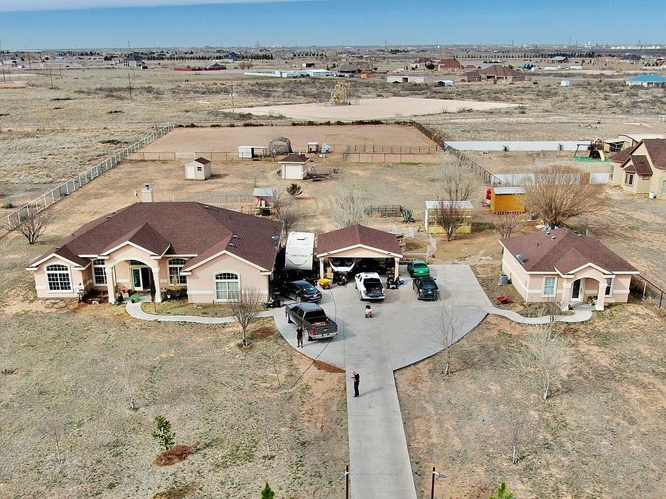 1st image of 1795 Trail Dr