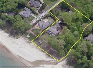 9218 Pier St, Lakeside, MI 49116