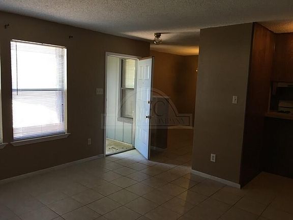2nd image of 4207 Water St #B